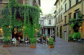 Hotel In And Out Piazza Navona Roma