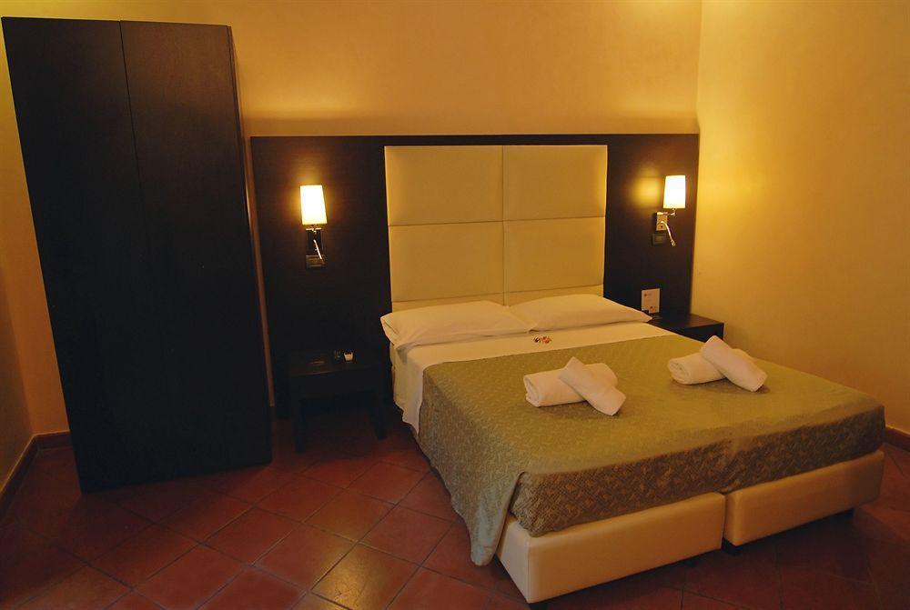 Hotel In And Out Piazza Navona Roma
