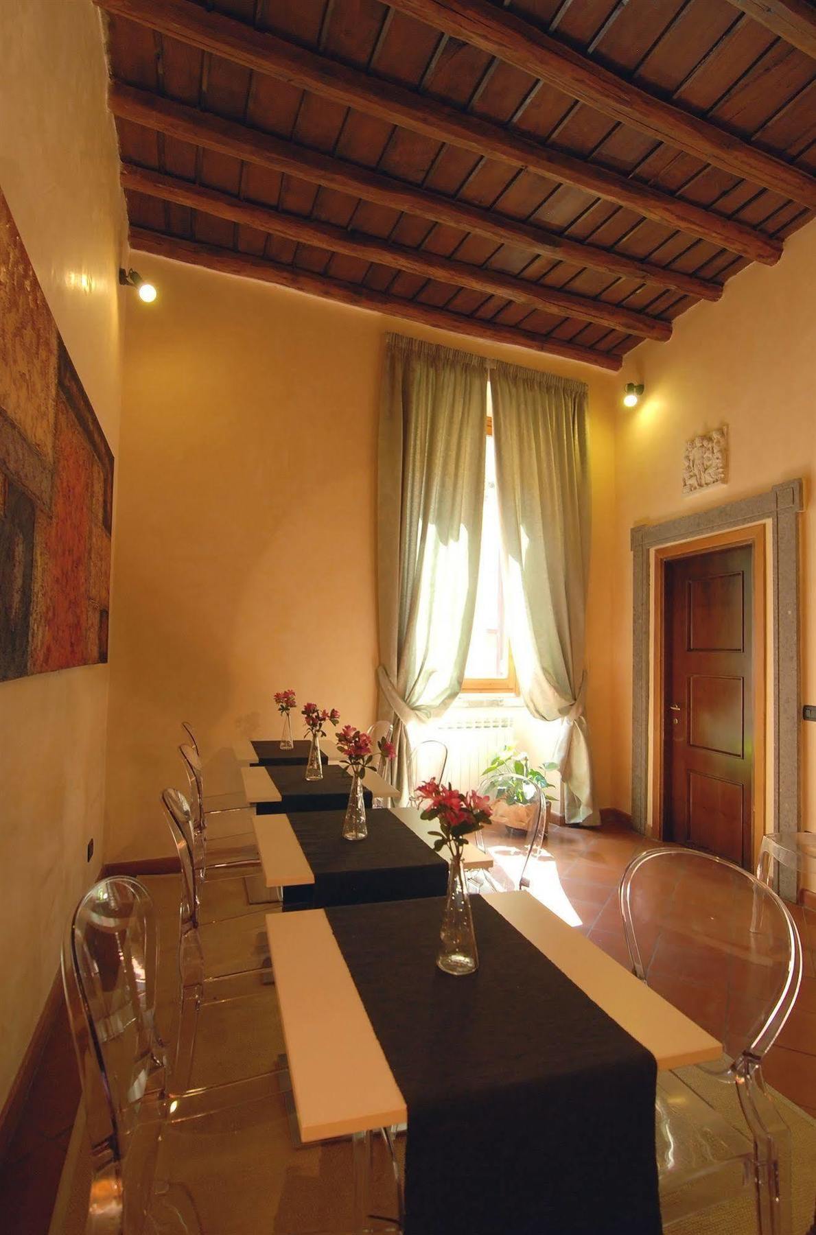 Hotel In And Out Piazza Navona