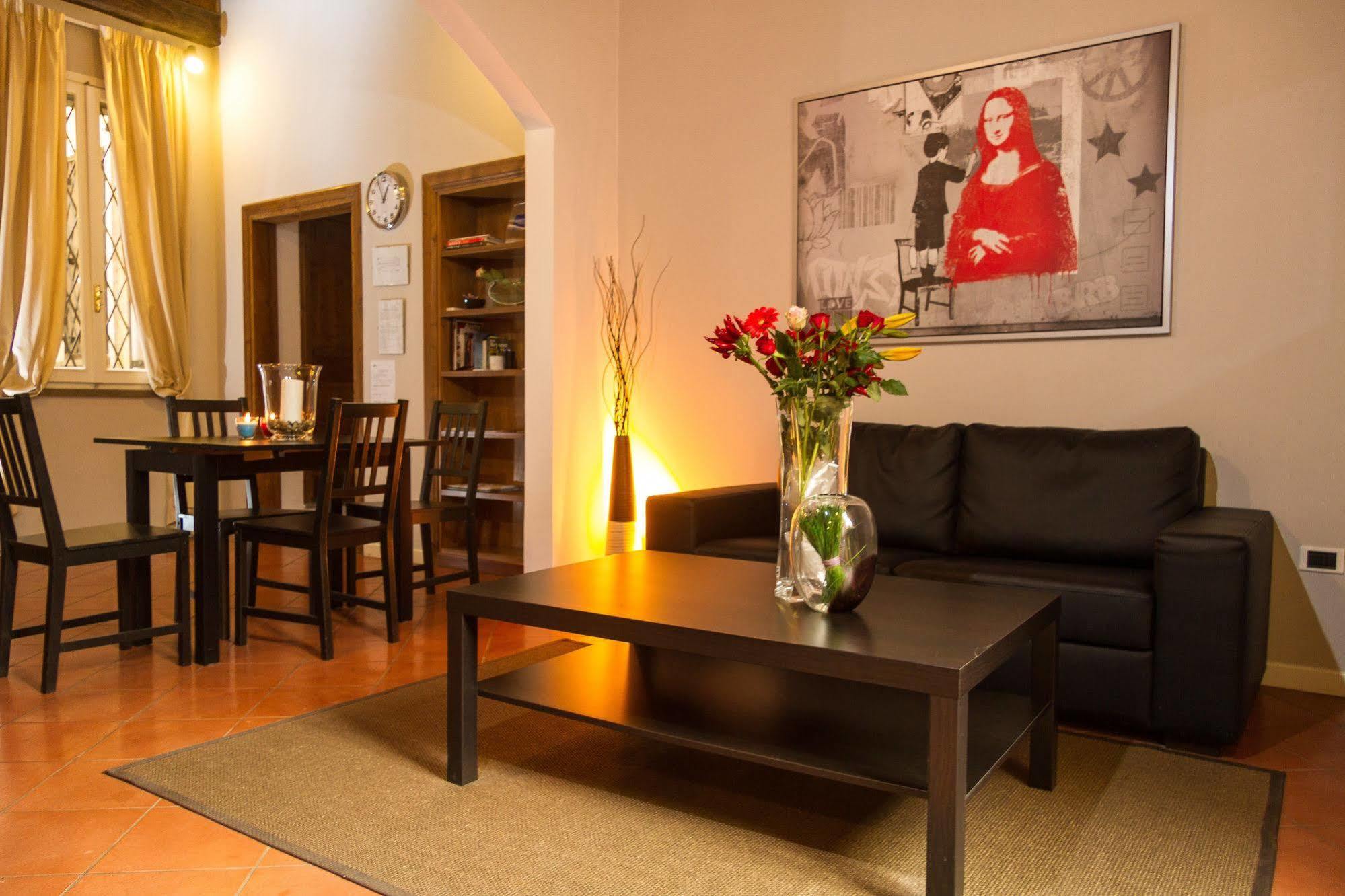In And Out Piazza Navona Hotel Roma