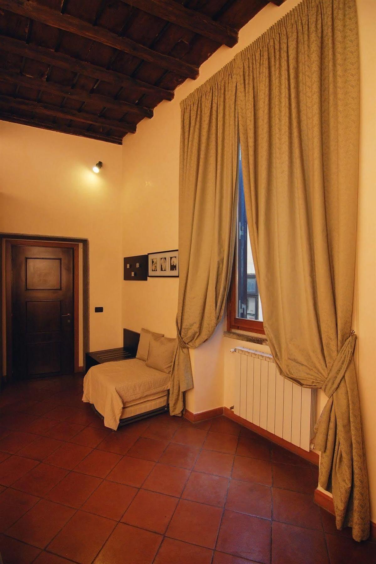 Hotel In And Out Piazza Navona Roma