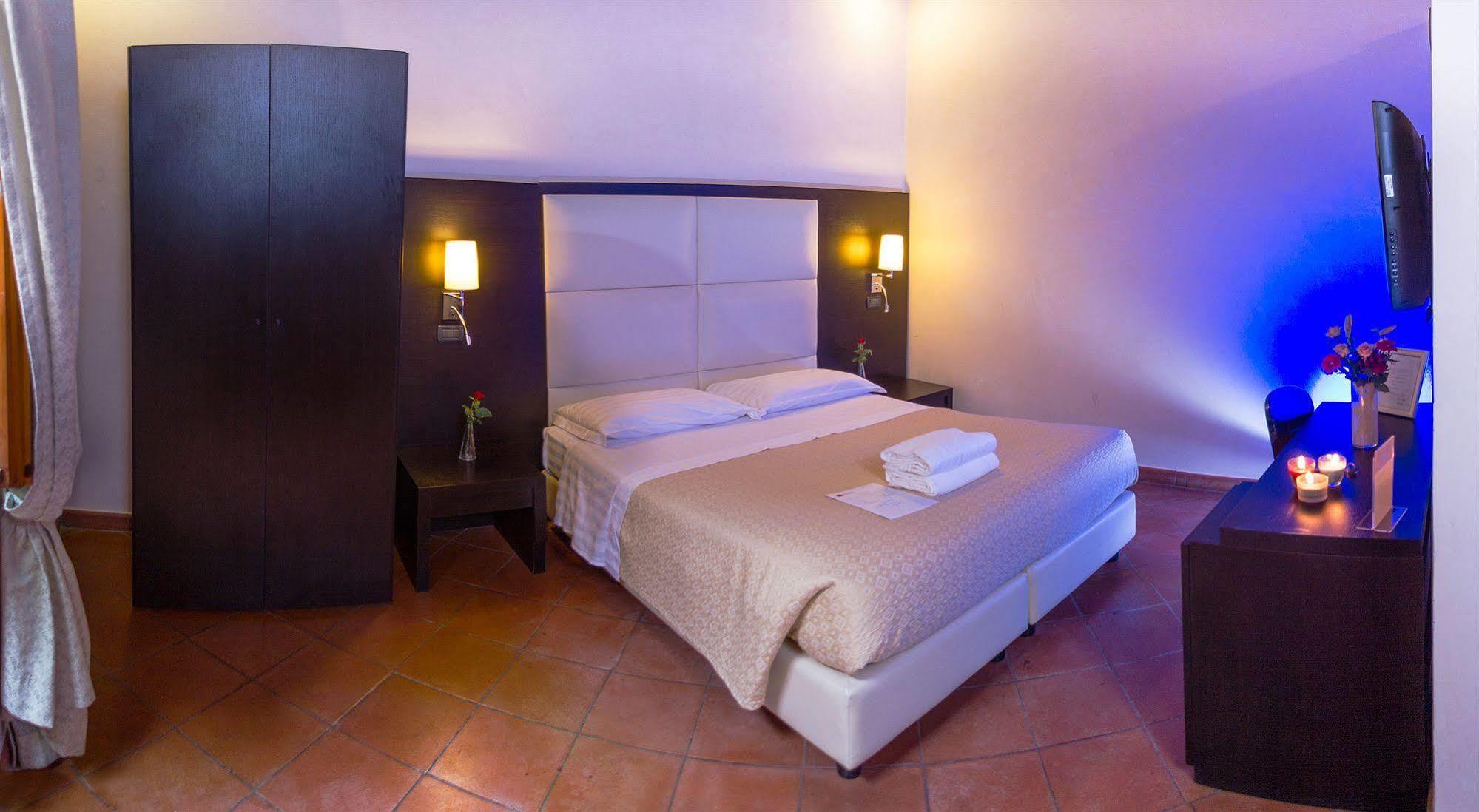 Hotel In And Out Piazza Navona